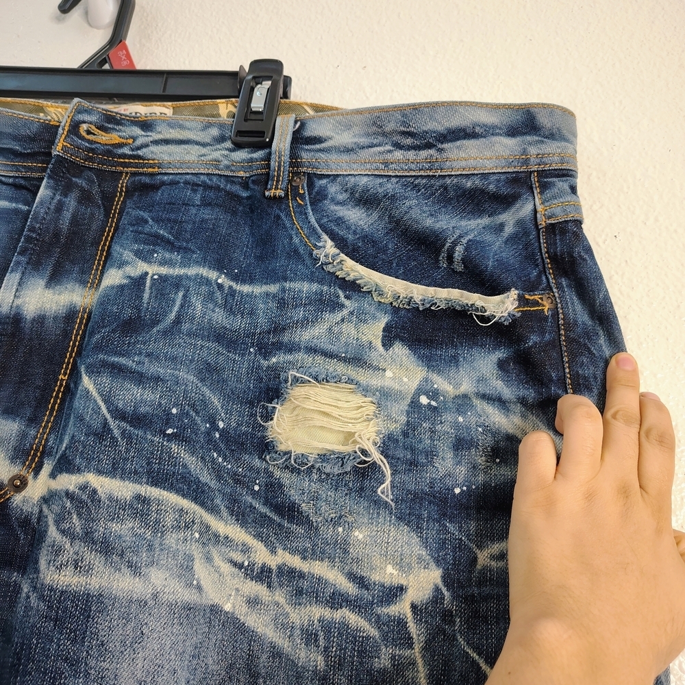 AKOO Empire Men’s Denim Shorts Size 44 – Distressed Acid Wash – Missing Button - Picture 4 of 16